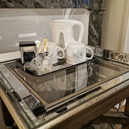 Château De Couette-café 3*