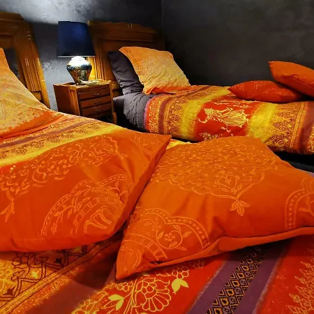 Chateau De Bed & Breakfast *