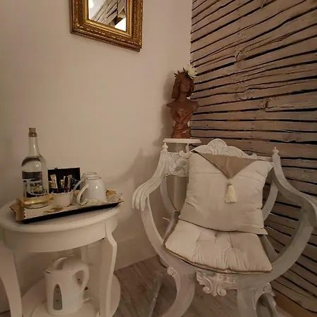 Chateau De *