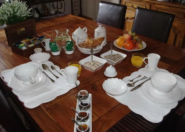 ベッド・アンド・ブレックファスト Chateau De