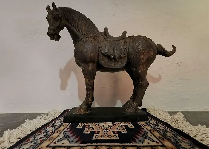 ベッド・アンド・ブレックファスト Chateau De