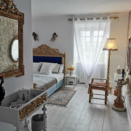 Chateau De 3*